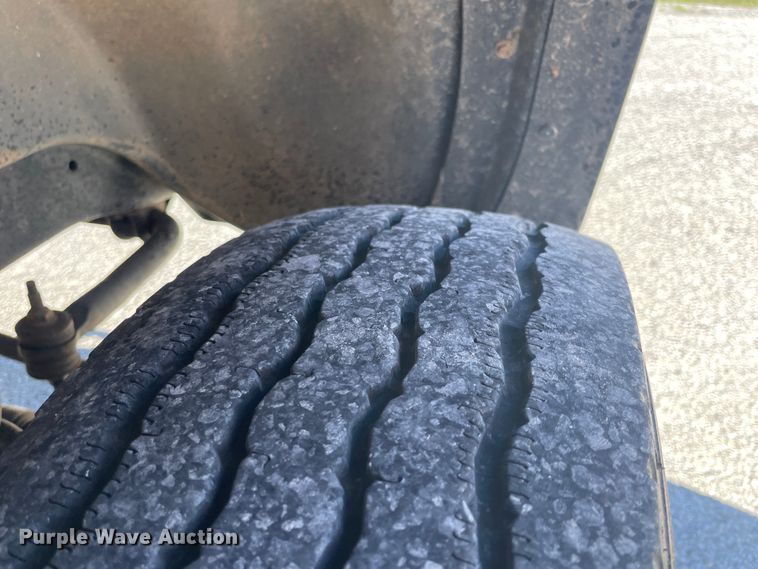 image for item II9466 2009 Dodge Ram 5500  flatbed truck