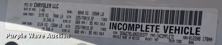 image for item II9466 2009 Dodge Ram 5500  flatbed truck