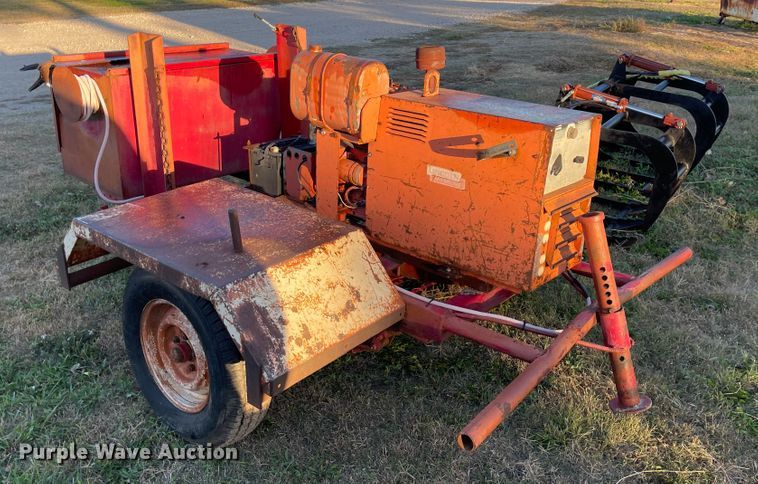 image for item IK9586 Lincoln  welder