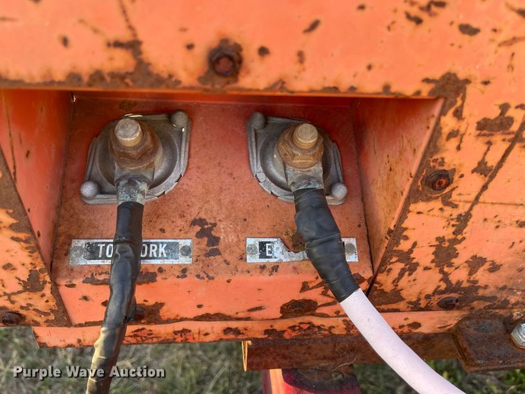 image for item IK9586 Lincoln  welder