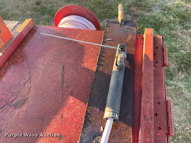 image for item IK9586 Lincoln  welder