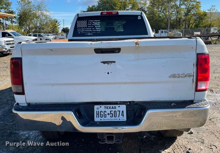 image for item IK9602 2013 Dodge Ram 3500  Crew Cab pickup truck