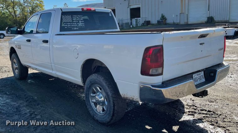 image for item IK9602 2013 Dodge Ram 3500  Crew Cab pickup truck