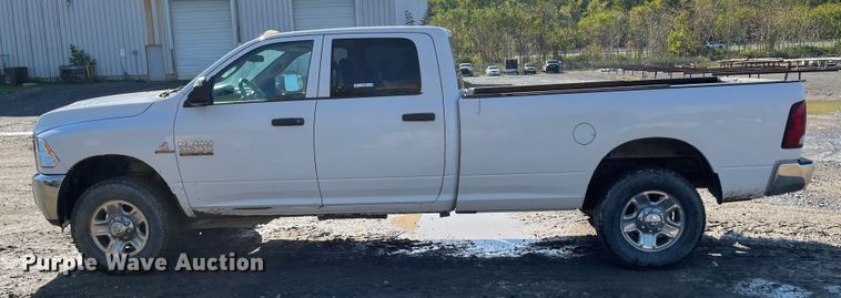 image for item IK9602 2013 Dodge Ram 3500  Crew Cab pickup truck