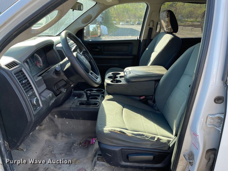 image for item IK9602 2013 Dodge Ram 3500  Crew Cab pickup truck