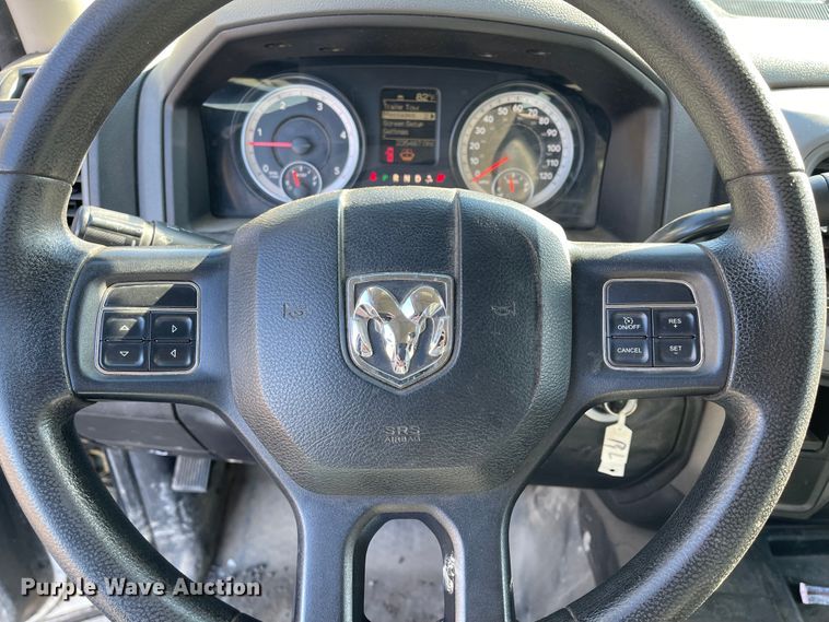 image for item IK9602 2013 Dodge Ram 3500  Crew Cab pickup truck