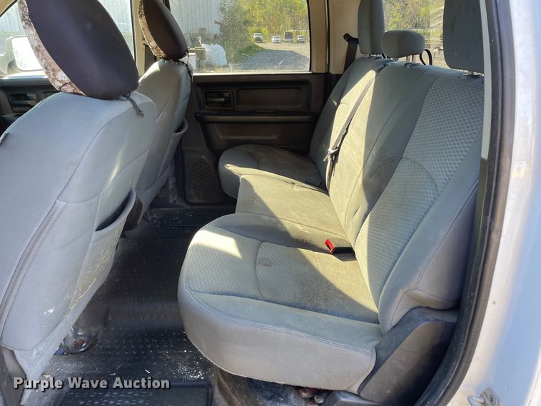 image for item IK9602 2013 Dodge Ram 3500  Crew Cab pickup truck