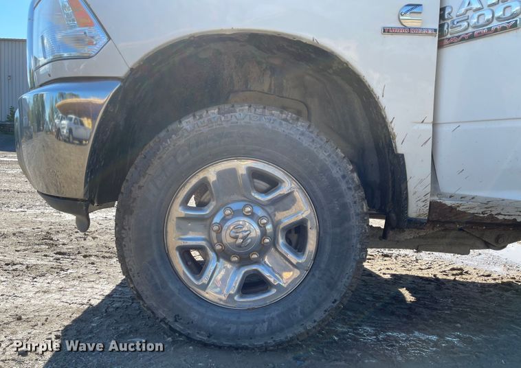 image for item IK9602 2013 Dodge Ram 3500  Crew Cab pickup truck