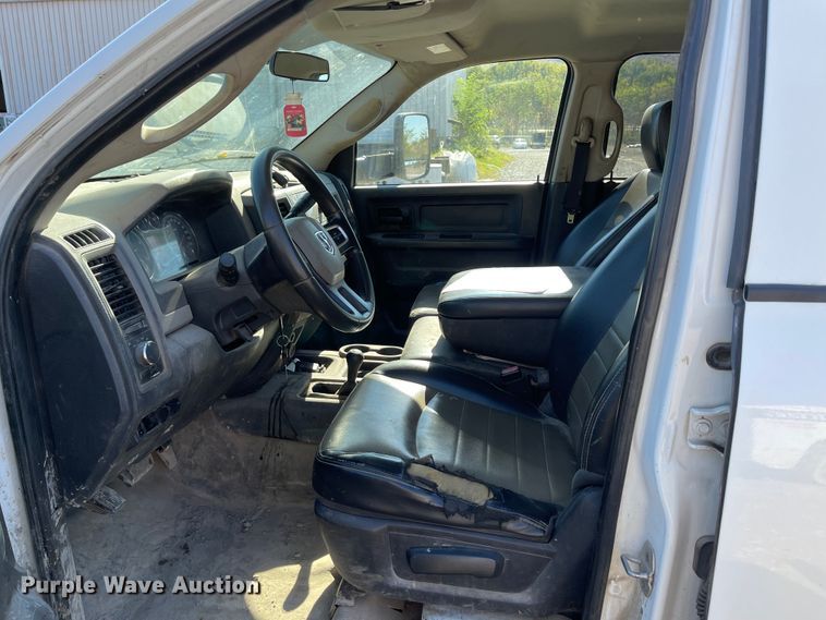 image for item IK9607 2011 Dodge Ram 5500  Crew Cab utility / service truck