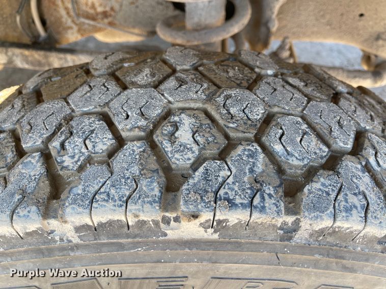 image for item IK9607 2011 Dodge Ram 5500  Crew Cab utility / service truck