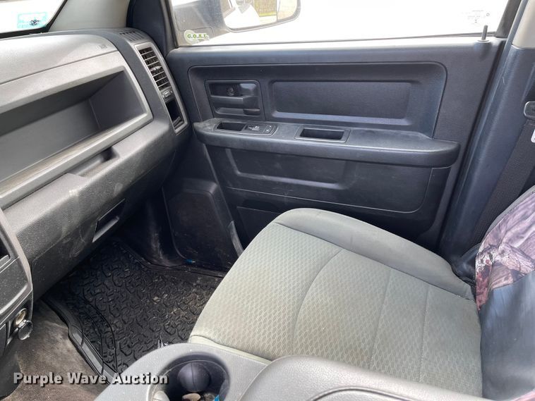 image for item IK9632 2014 Dodge Ram 1500  Crew Cab pickup truck