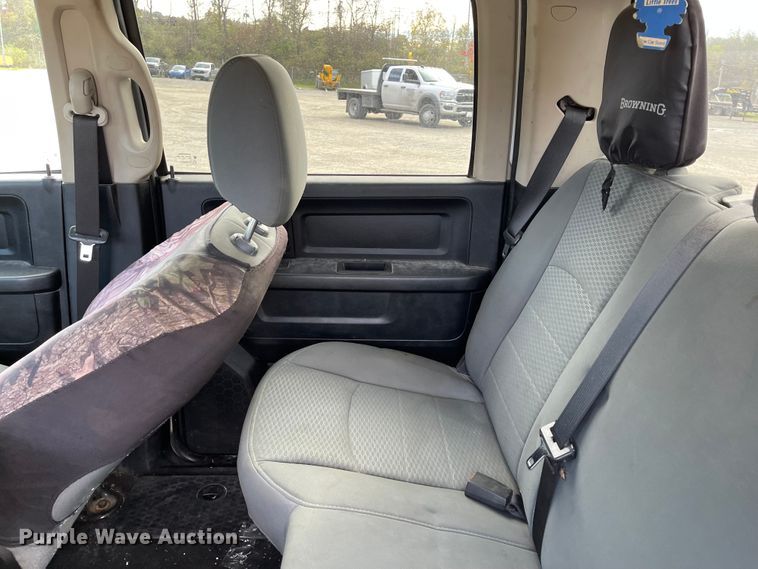 image for item IK9632 2014 Dodge Ram 1500  Crew Cab pickup truck