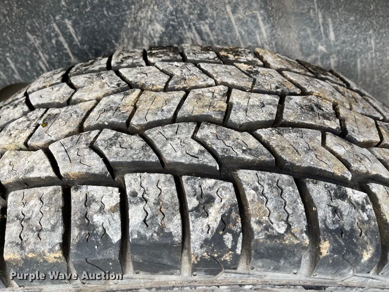 image for item IK9632 2014 Dodge Ram 1500  Crew Cab pickup truck