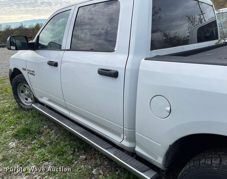 image for item IK9633 2014 Dodge Ram 1500  Crew Cab pickup truck