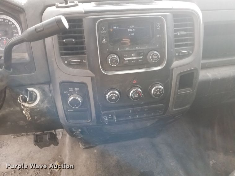 image for item IK9637 2014 Dodge Ram 5500  Crew Cab flatbed truck