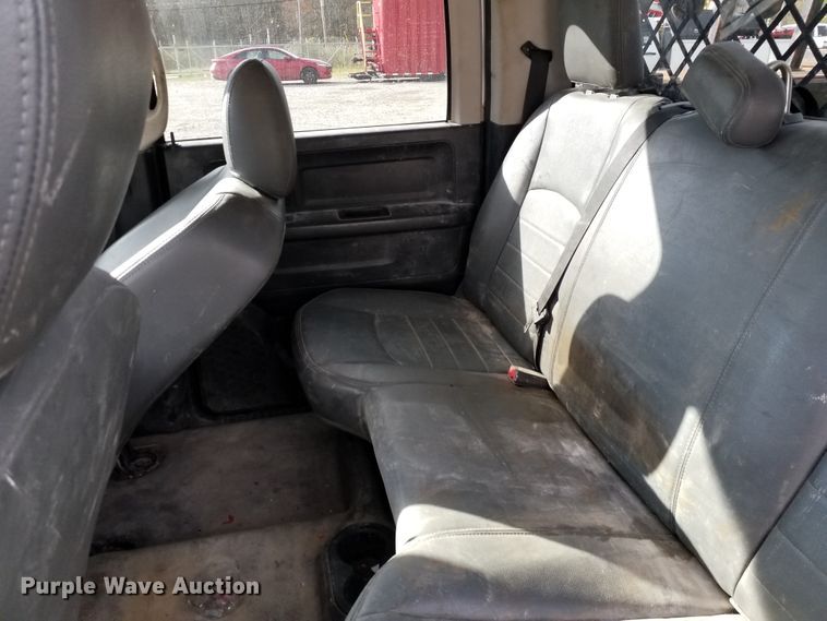 image for item IK9637 2014 Dodge Ram 5500  Crew Cab flatbed truck