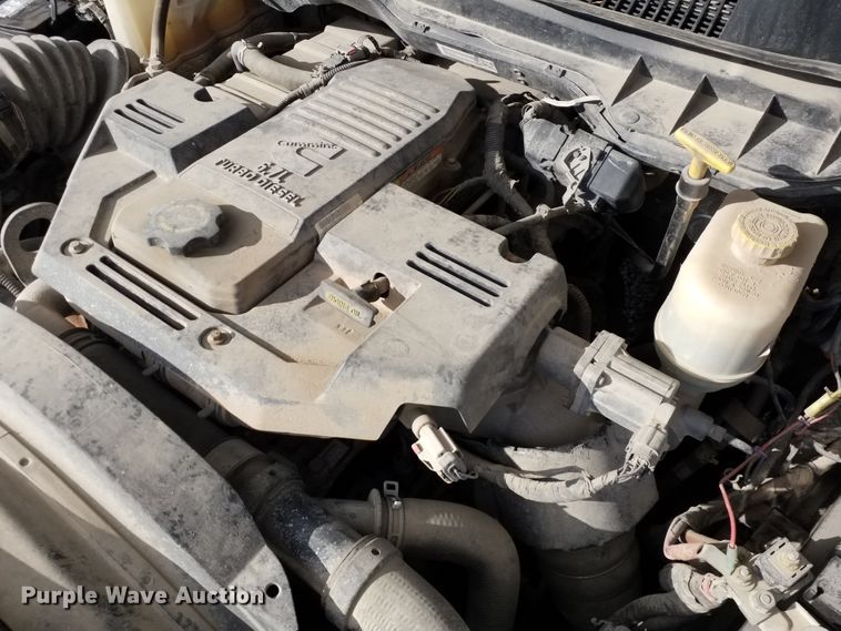 image for item IK9637 2014 Dodge Ram 5500  Crew Cab flatbed truck