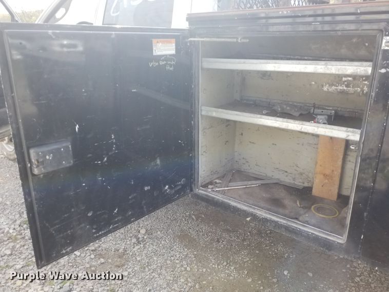 image for item IK9637 2014 Dodge Ram 5500  Crew Cab flatbed truck