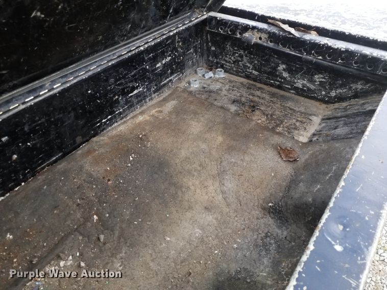 image for item IK9637 2014 Dodge Ram 5500  Crew Cab flatbed truck