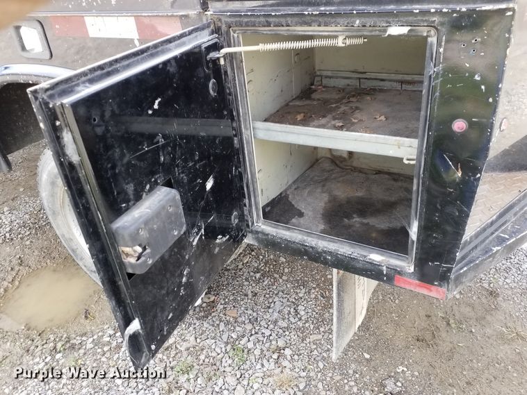 image for item IK9637 2014 Dodge Ram 5500  Crew Cab flatbed truck