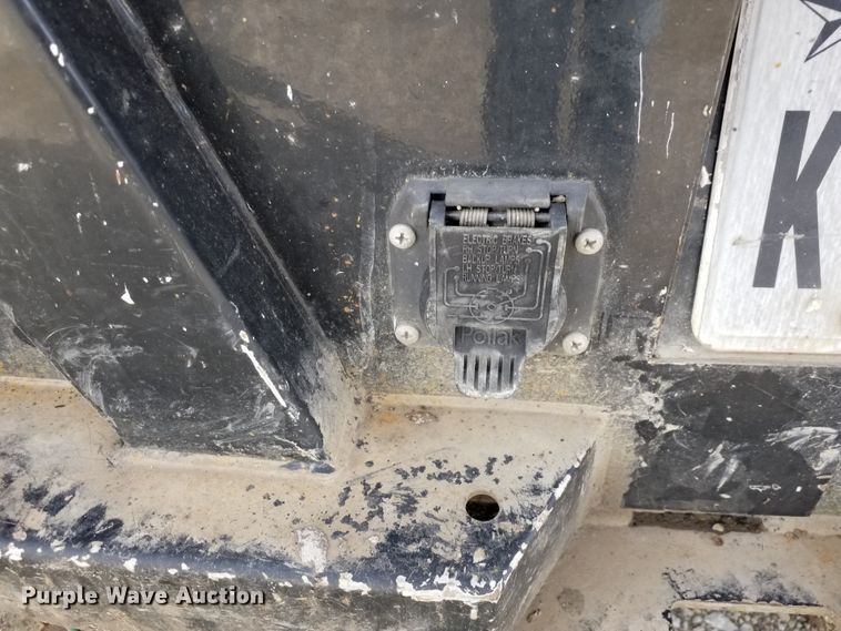 image for item IK9637 2014 Dodge Ram 5500  Crew Cab flatbed truck