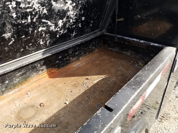 image for item IK9637 2014 Dodge Ram 5500  Crew Cab flatbed truck