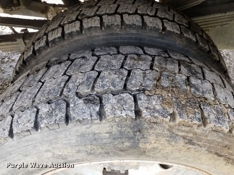 image for item IK9637 2014 Dodge Ram 5500  Crew Cab flatbed truck