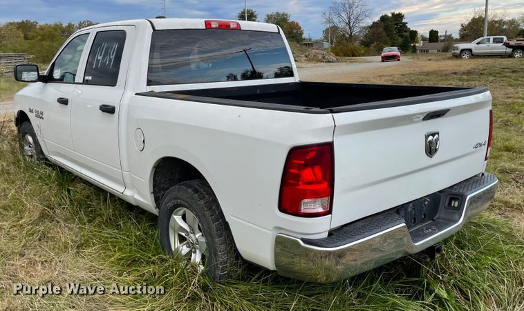 image for item IK9644 2014 Dodge Ram 1500  Crew Cab pickup truck