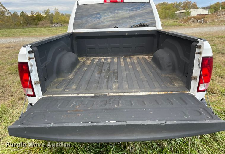 image for item IK9644 2014 Dodge Ram 1500  Crew Cab pickup truck