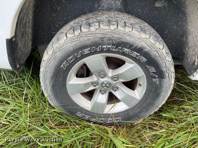 image for item IK9644 2014 Dodge Ram 1500  Crew Cab pickup truck