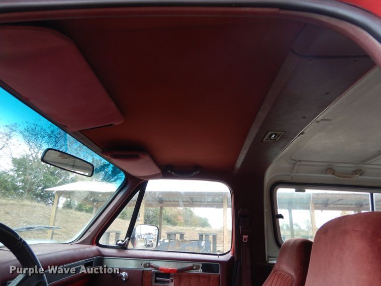 image for item IM9524 1989 GMC Jimmy  SUV