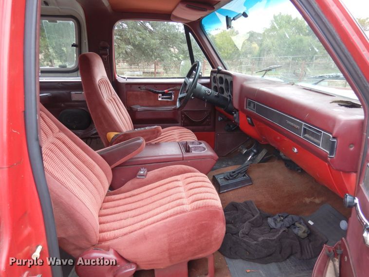 image for item IM9524 1989 GMC Jimmy  SUV