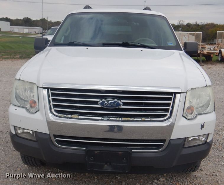 image for item IM9535 2006 Ford Explorer XLT  SUV