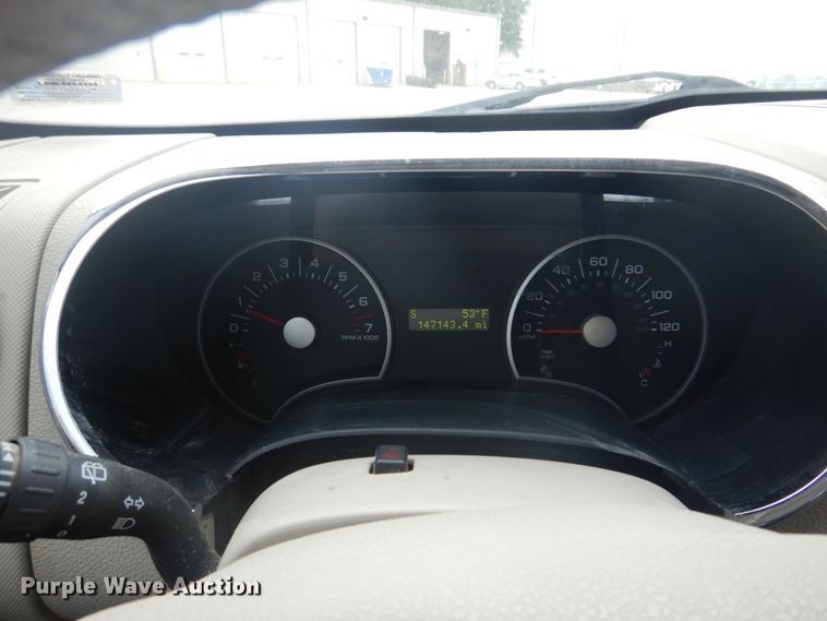 image for item IM9535 2006 Ford Explorer XLT  SUV