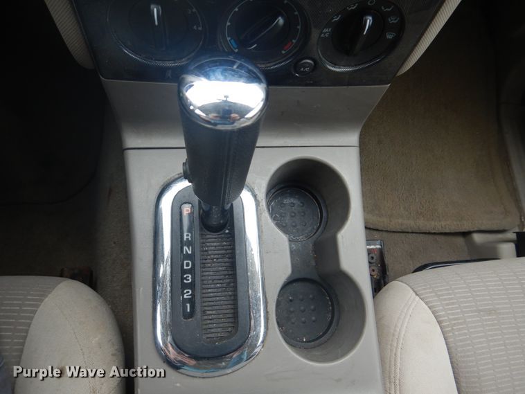 image for item IM9535 2006 Ford Explorer XLT  SUV