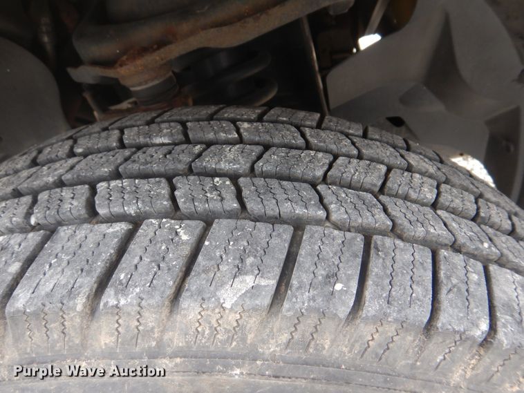 image for item IM9535 2006 Ford Explorer XLT  SUV