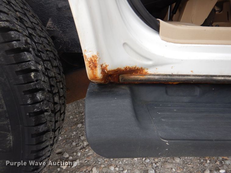 image for item IM9536 2006 Ford Explorer XLT  SUV