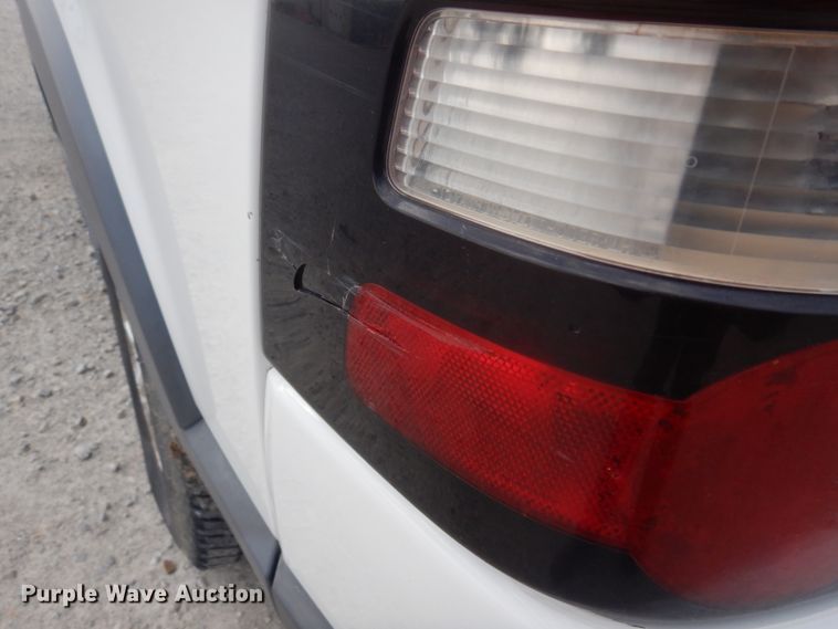 image for item IM9536 2006 Ford Explorer XLT  SUV