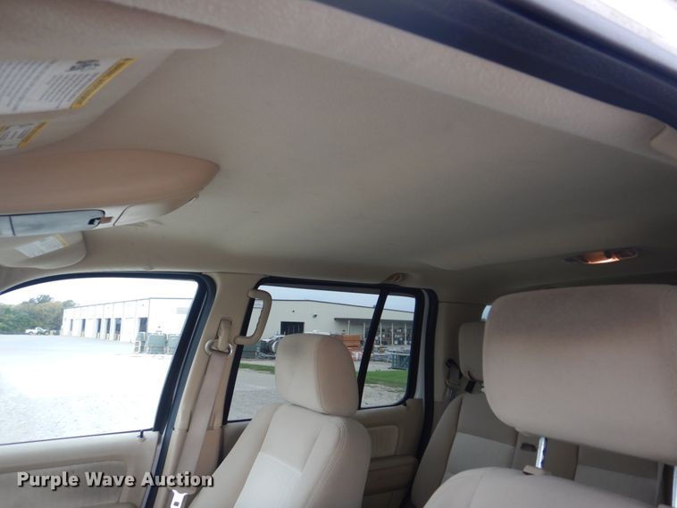 image for item IM9536 2006 Ford Explorer XLT  SUV