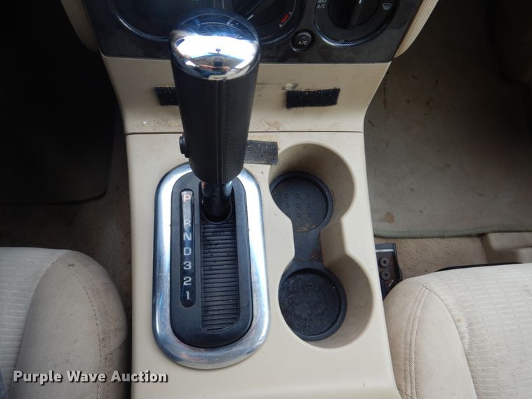 image for item IM9536 2006 Ford Explorer XLT  SUV