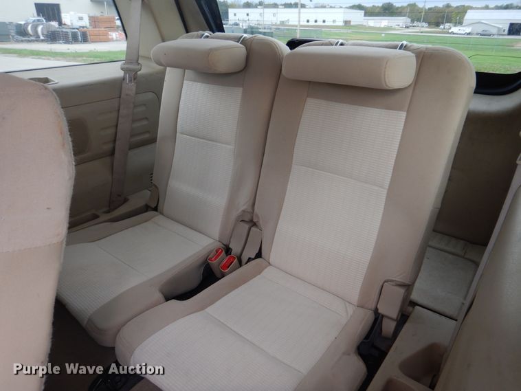 image for item IM9536 2006 Ford Explorer XLT  SUV