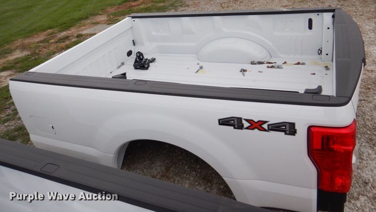 image for item IM9541 Pickup truck bed