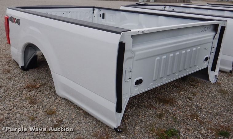 image for item IM9541 Pickup truck bed