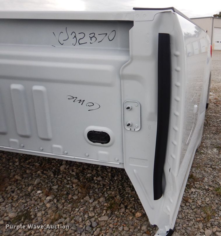 image for item IM9541 Pickup truck bed