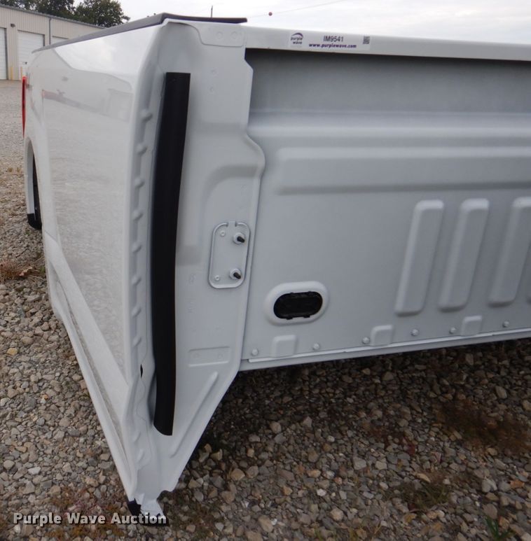 image for item IM9541 Pickup truck bed