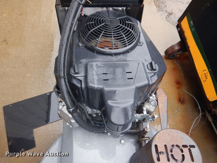 image for item IM9543 (5) floor buffers