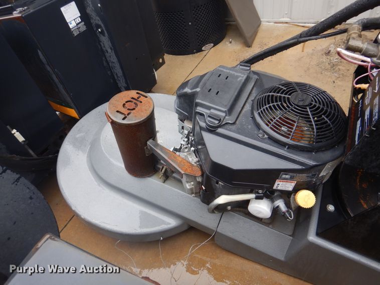 image for item IM9543 (5) floor buffers