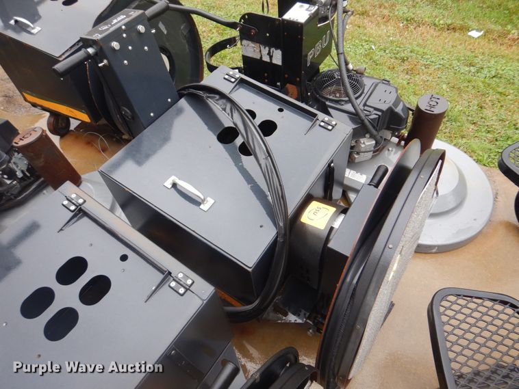 image for item IM9543 (5) floor buffers