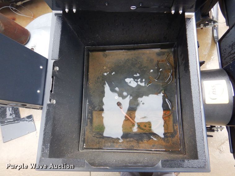 image for item IM9543 (5) floor buffers