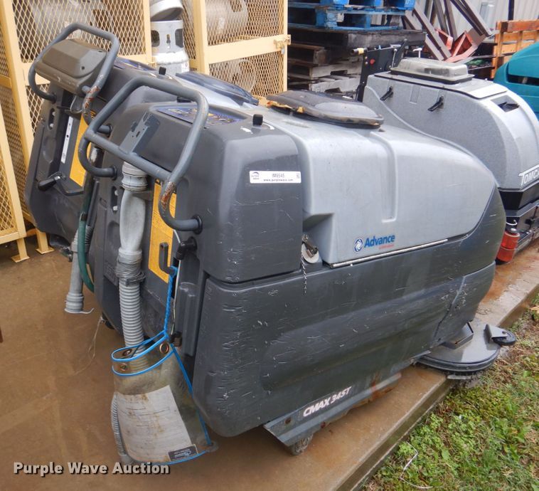 image for item IM9545 (3) floor scrubbers